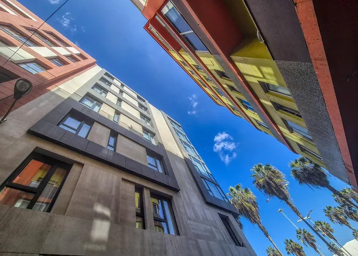 度假居 Yan Building By Canariasgetaway *