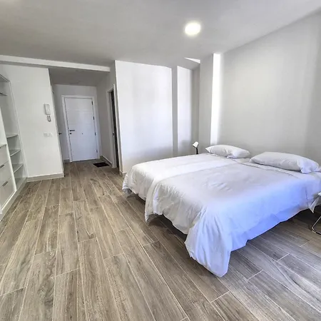 Yan Building By Canariasgetaway Appartement