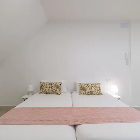 Apartment Yan Building By Canariasgetaway