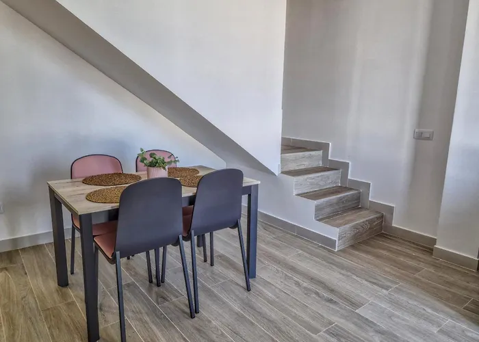 Apartment Yan Building By Canariasgetaway *