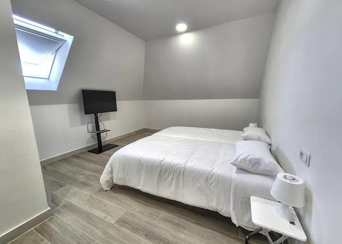 Yan Building By Canariasgetaway Apartment *