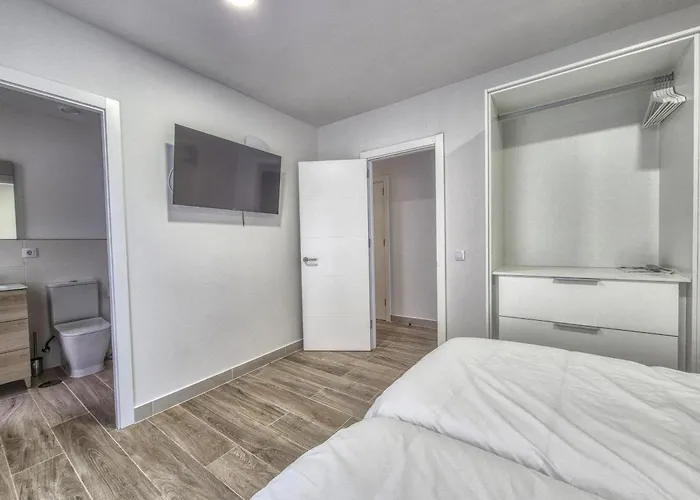 Yan Building By Canariasgetaway Apartment *