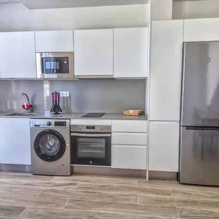 Apartment Yan Building By Canariasgetaway *